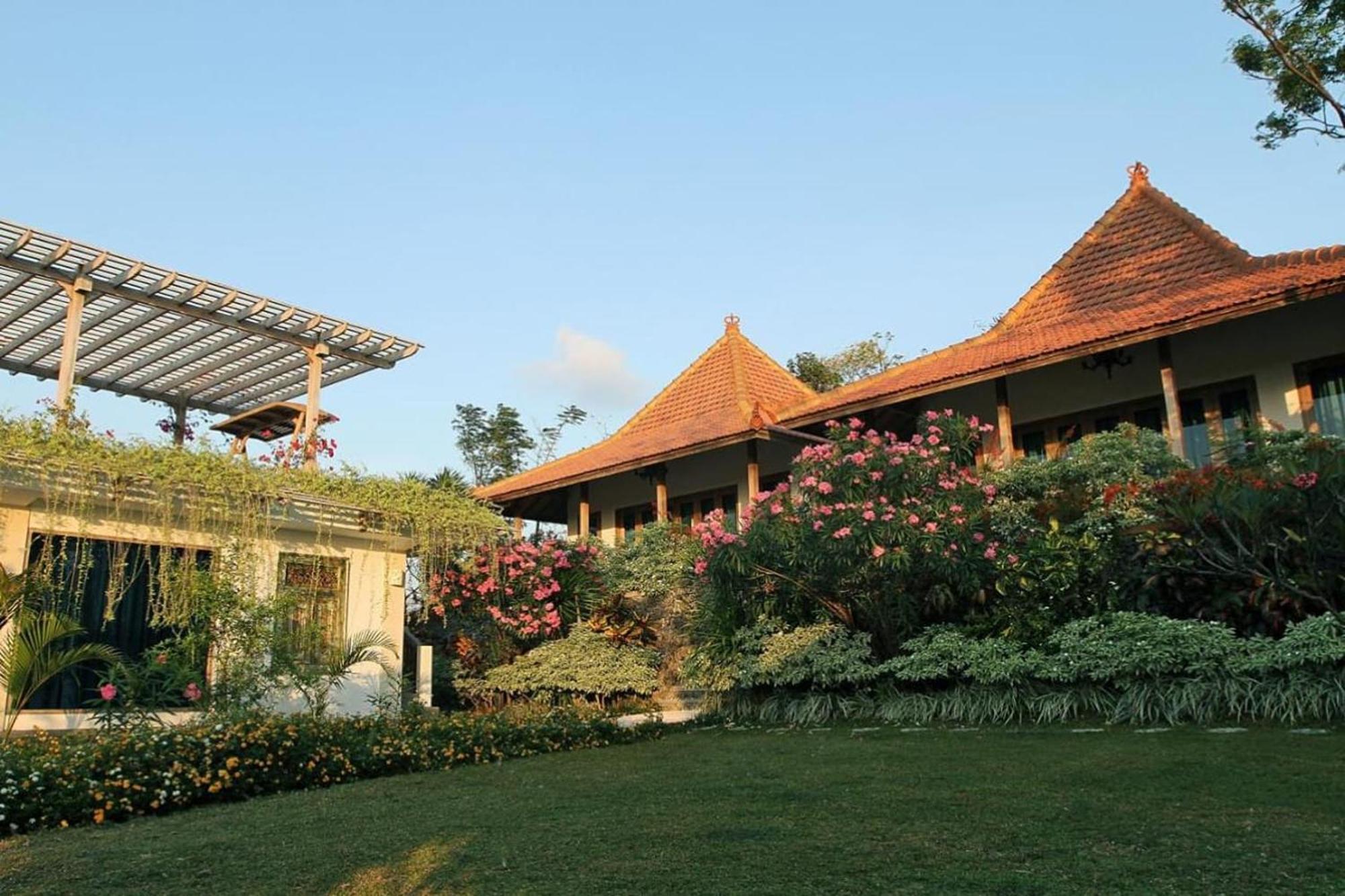 Bangsring Breeze Hotel บันยูวังงี ภายนอก รูปภาพ
