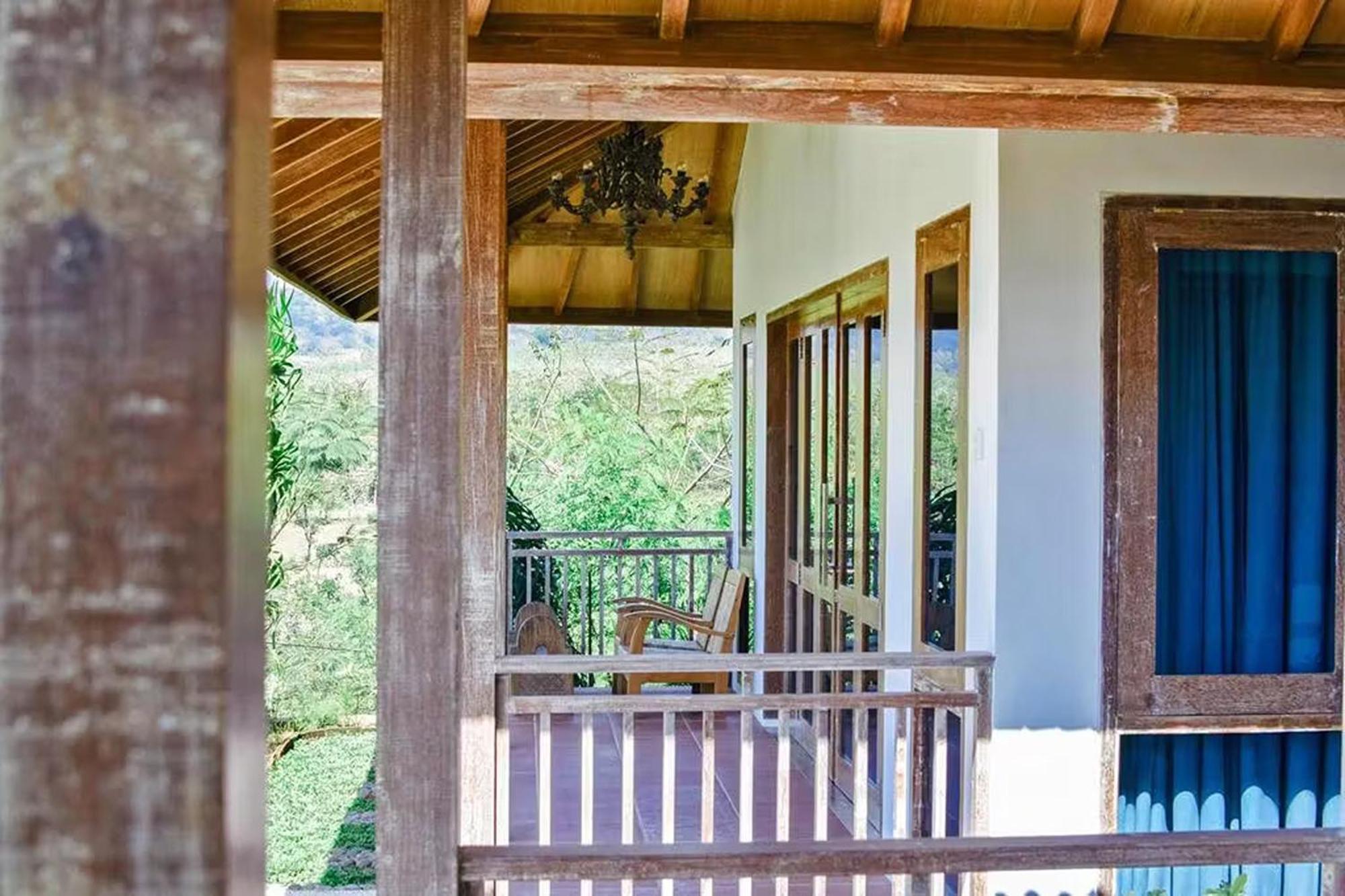 Bangsring Breeze Hotel บันยูวังงี ภายนอก รูปภาพ